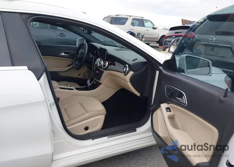 2014 Mercedes-Benz Cla 250 из США, поврежденный, VIN WDDSJ4EB3EN039608